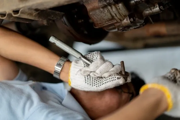 Signs That You Should Avail Yourself of Truck Repair Service