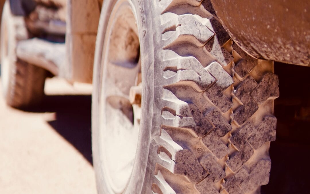 Why Is Your Semi-Trailer Experiencing Rapid And Uneven Tire Scrubbing Wear?